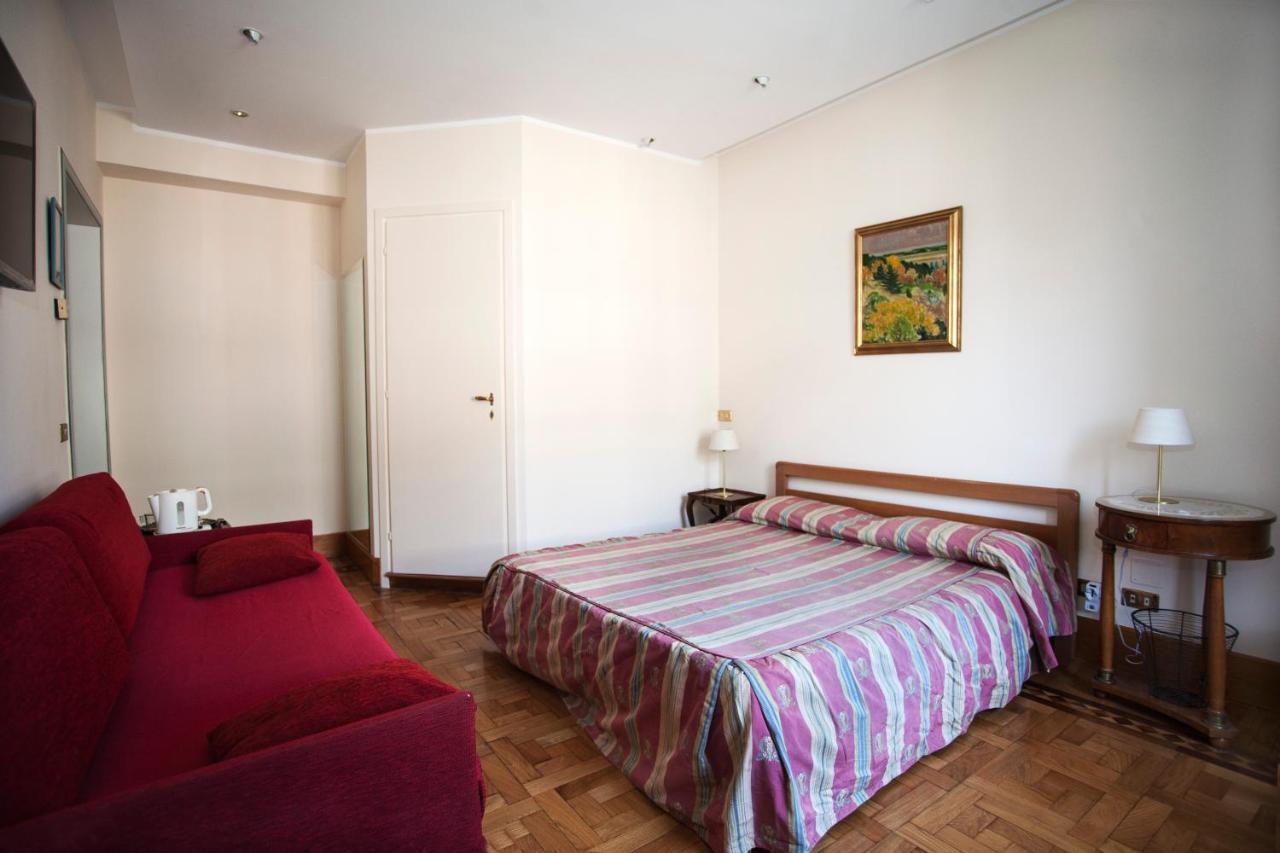 Martina House Bed & Breakfast Rome Exterior photo